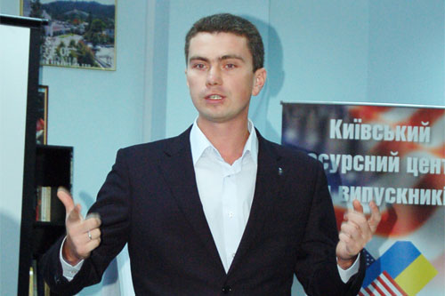 Денис Овчаров