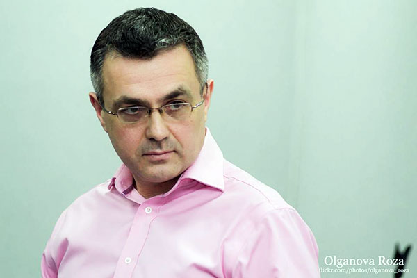 Олег Демчик выступает в Школе помощника народного депутата
