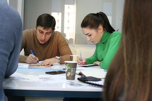 Стартовал наш трехмесячный курс по переговорам